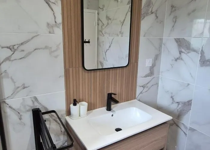 La Belle Detente Pissos